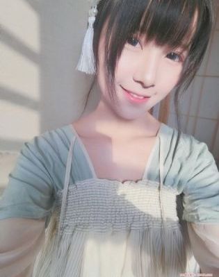 《第一次爱的人》电影_2022在线观看